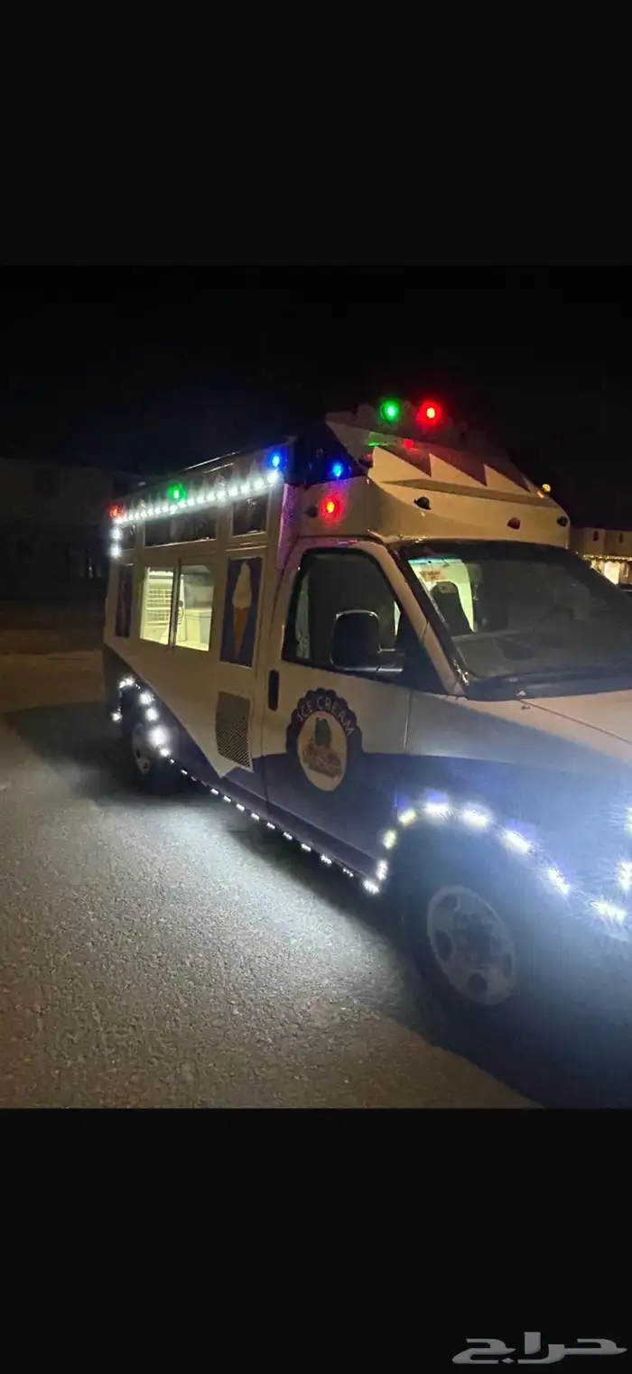 سيارة ايسكريم موديل 2008 جاهزه للعمل ونظيفه للايجار 1