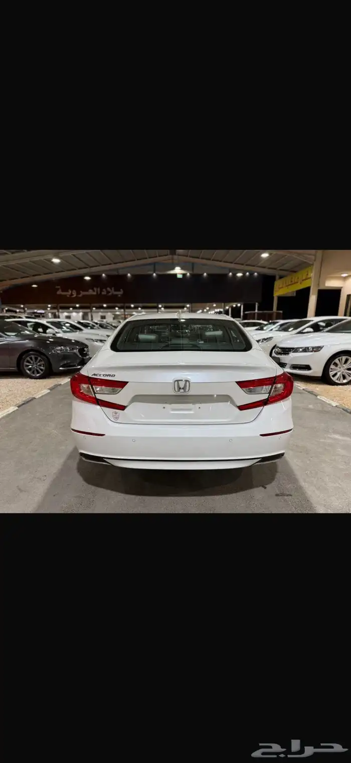 هوندا اكورد ستاندر نظيف 2018 4