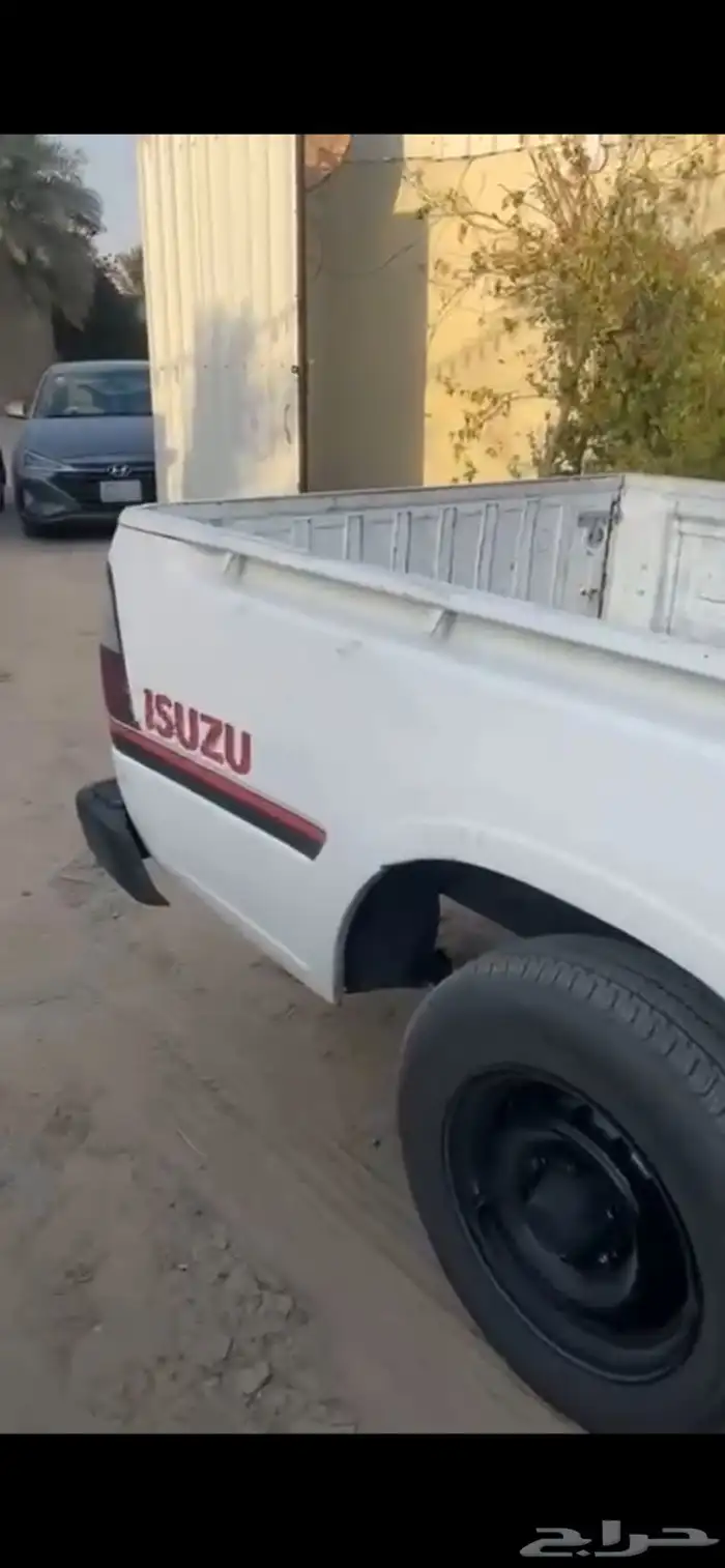 للبيع ايسوزو 2002 ديماكس ديزل 3
