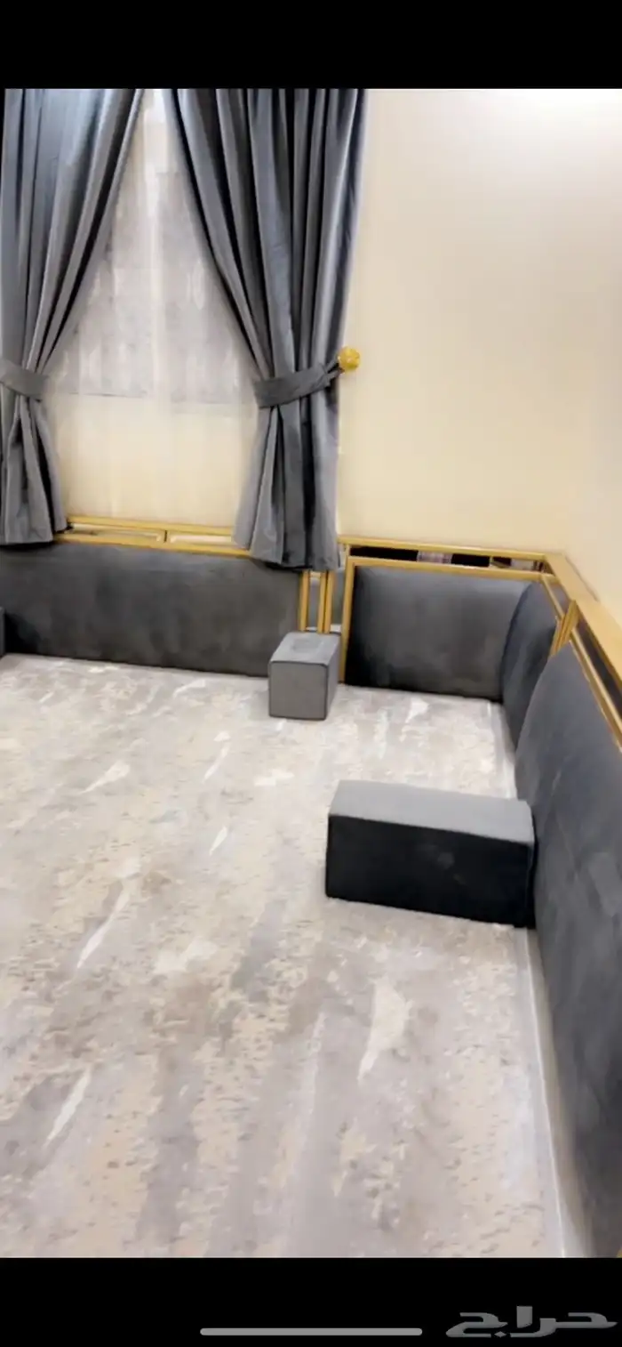 مجلس ارضي لغرفة 4 4 2