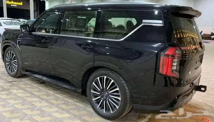 نيسان باترول بلاتينوم 2025 3