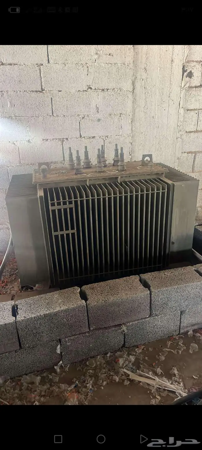 محول كهرب كبير من 220 إلى 380 1