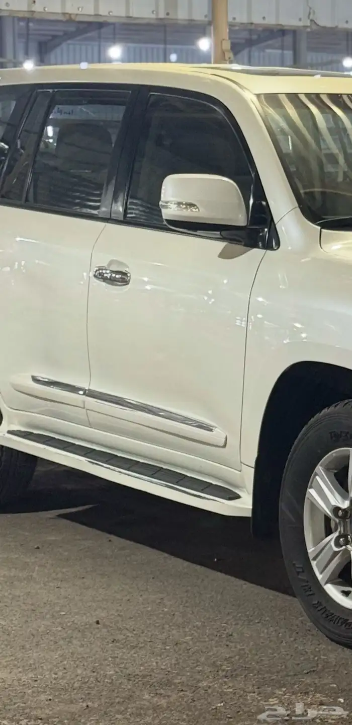 جيب لاندكروزر GXR 8 سلندر   سعودي وارد عبداللطيف جميل 0