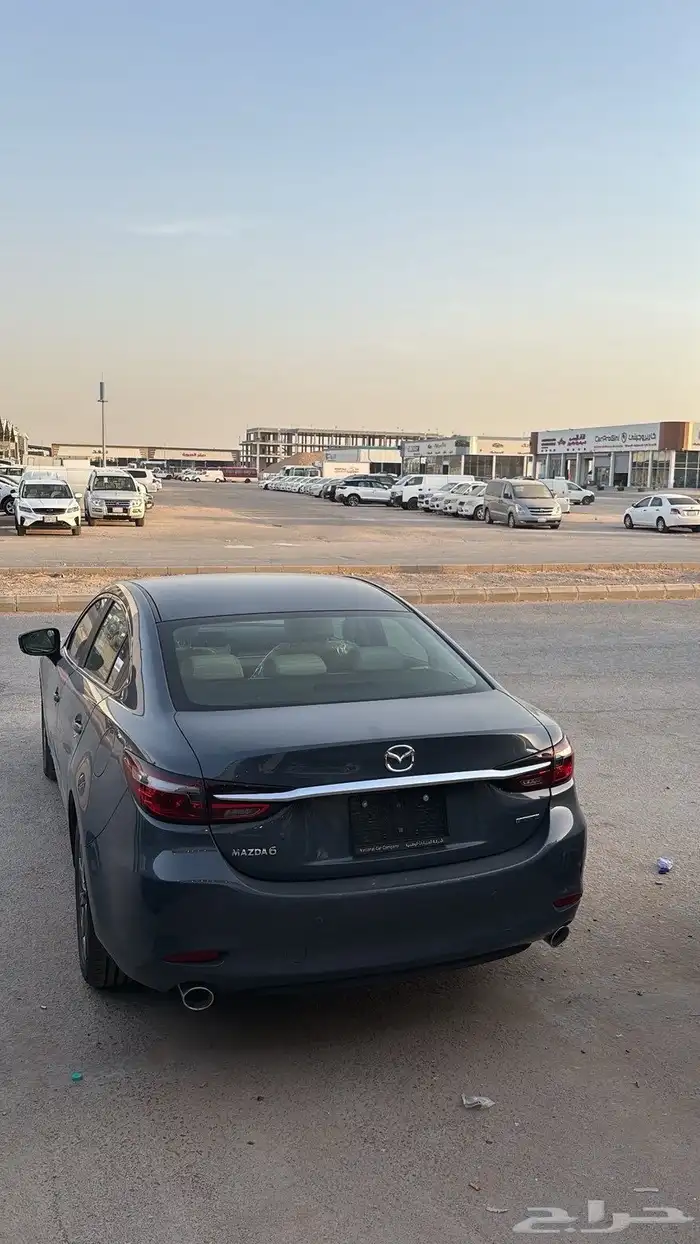 بيع سيارات مازدا 8