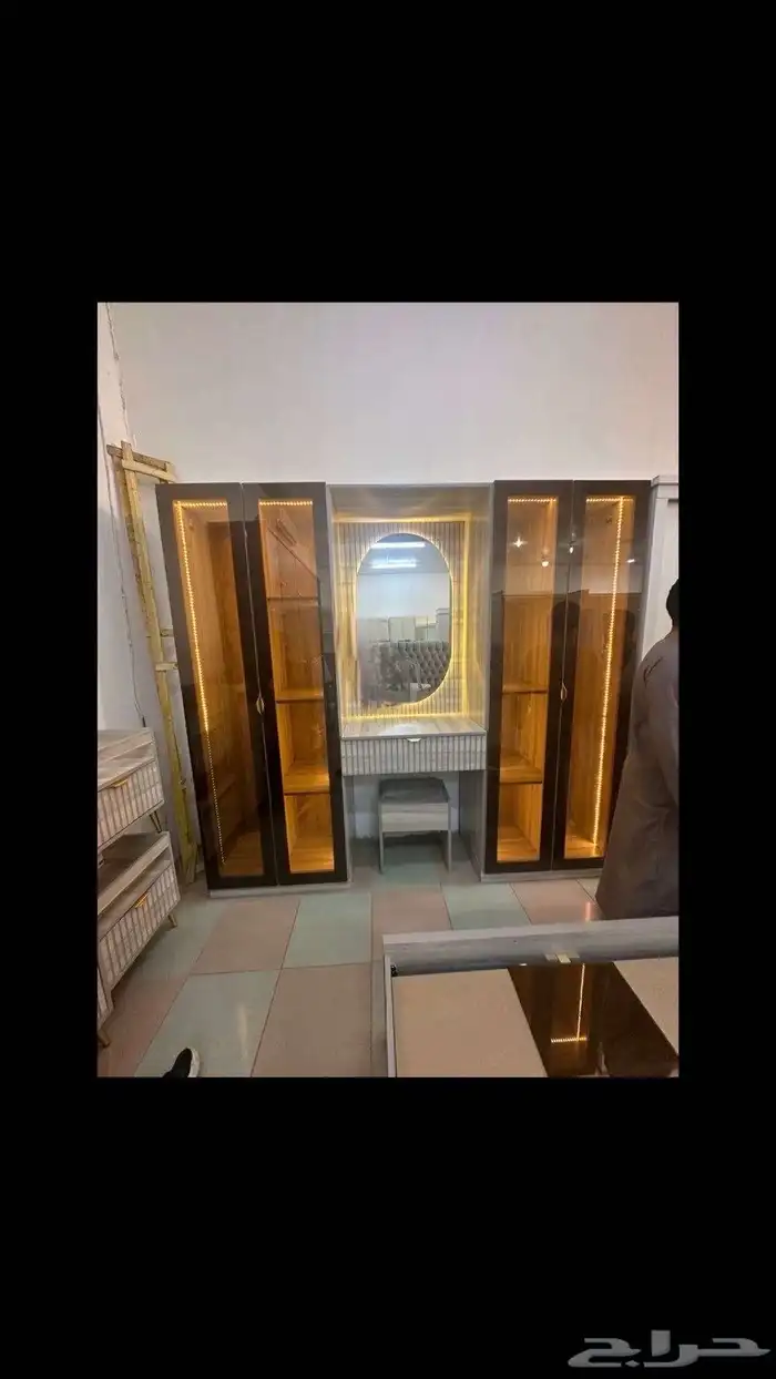 غرفة نوم   كنب ثلاث قطع  4 مكيفات شباك 18 وحده 0