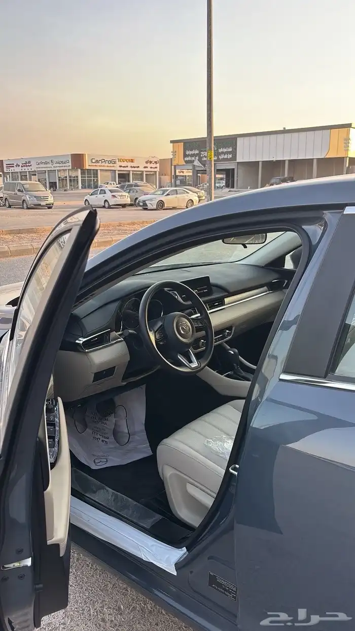 بيع سيارات مازدا 3