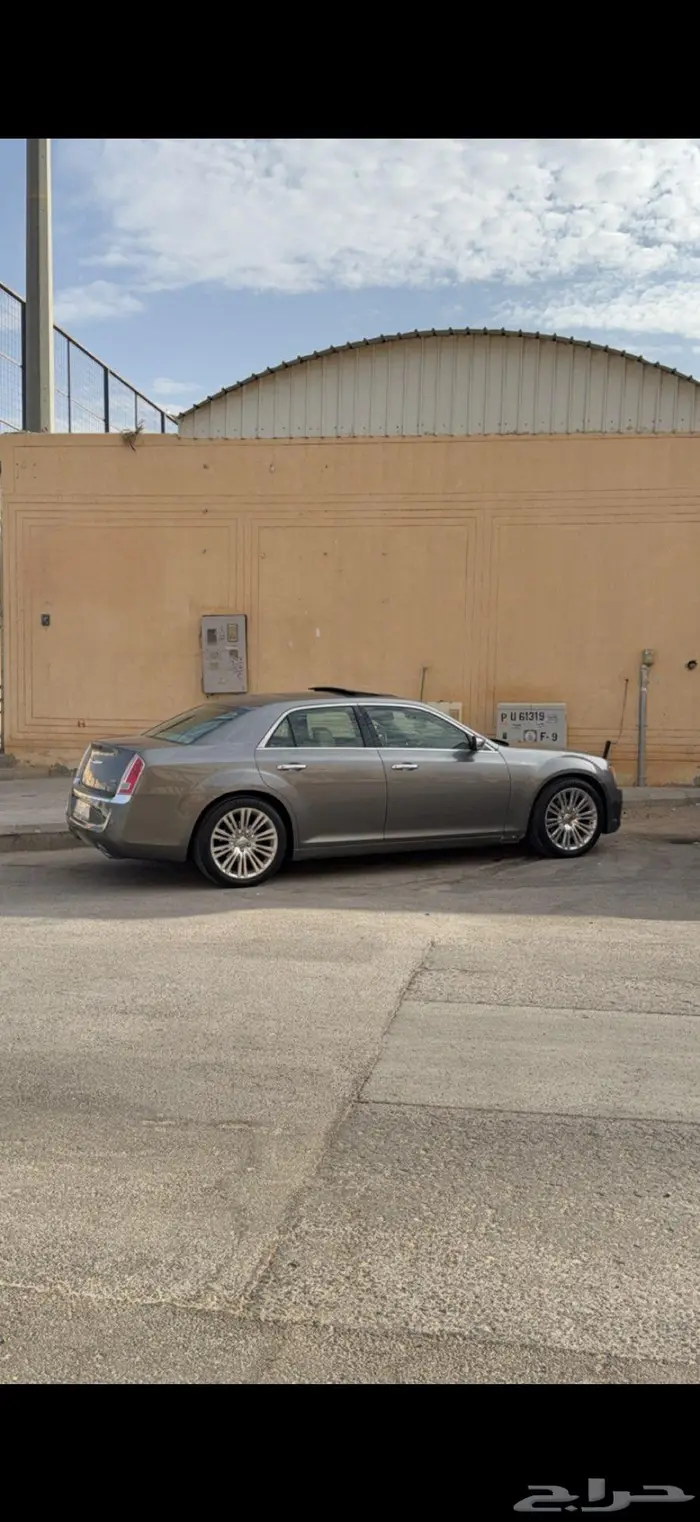 كرايسلر V8 2