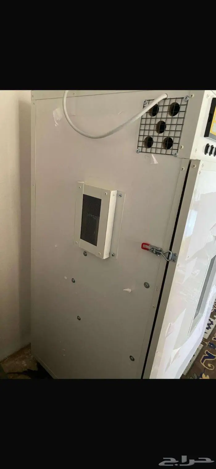 فقاسة للبيع 704 بيضة 0