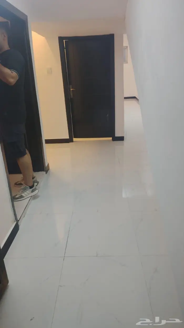 للبيع عمارة حي منفوحة مرممة بالكامل 0