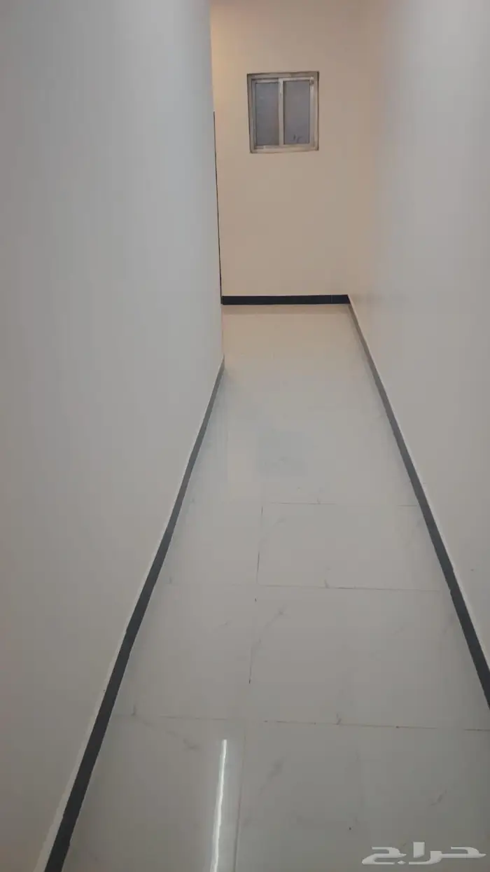 للبيع عمارة حي منفوحة مرممة بالكامل 1