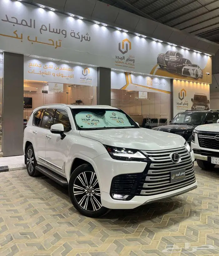 عرض خاص لكزس LX600 BB خليجي الساير موديل 2025 0
