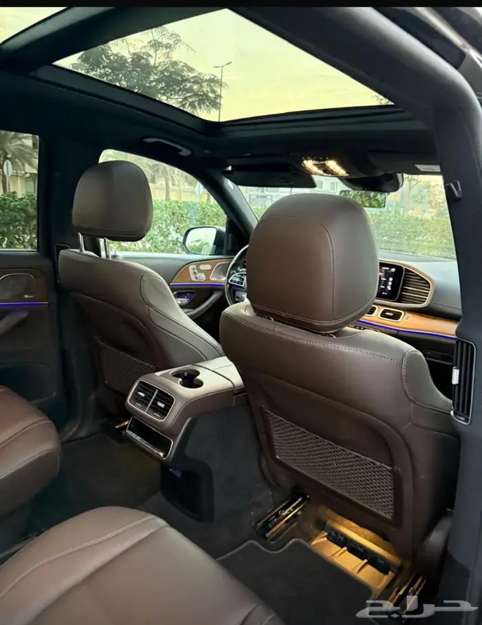 مرسيدس GLS 450 معدل مايباخ GLS 600 2021لون أخضر داخليه 22