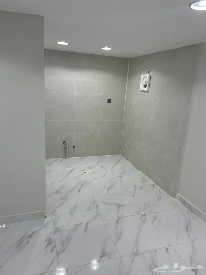 شقة للإيجار بحي المروة 2