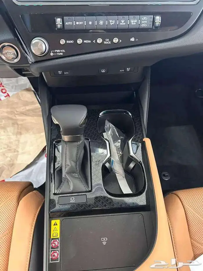 لكزس ES350 CC موديل 2025 17