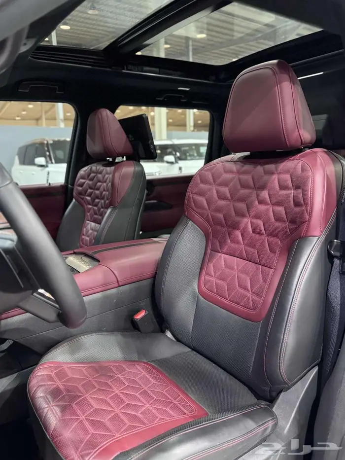 نيسان باترول بلاتينيوم V6T موديل 2025 5