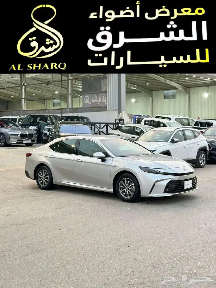 تويوتا كامري LE هايبرد 2025 2