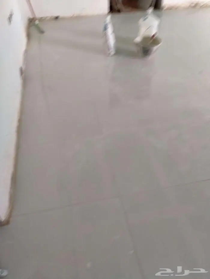 مبلط 9