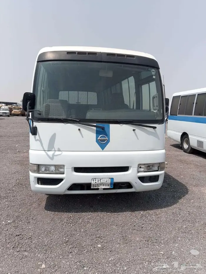 للبيع باص نيسان كوستر بمعرض البيان المطور بالرياض بالحاير 0