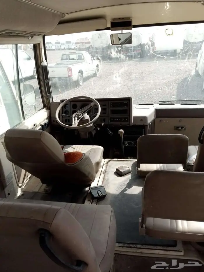للبيع باص نيسان بمعرض البيان المطور بالرياض بالحاير 4