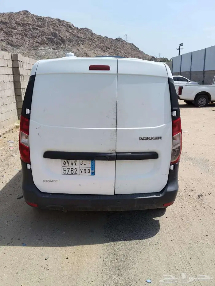 رينو دوكر 1