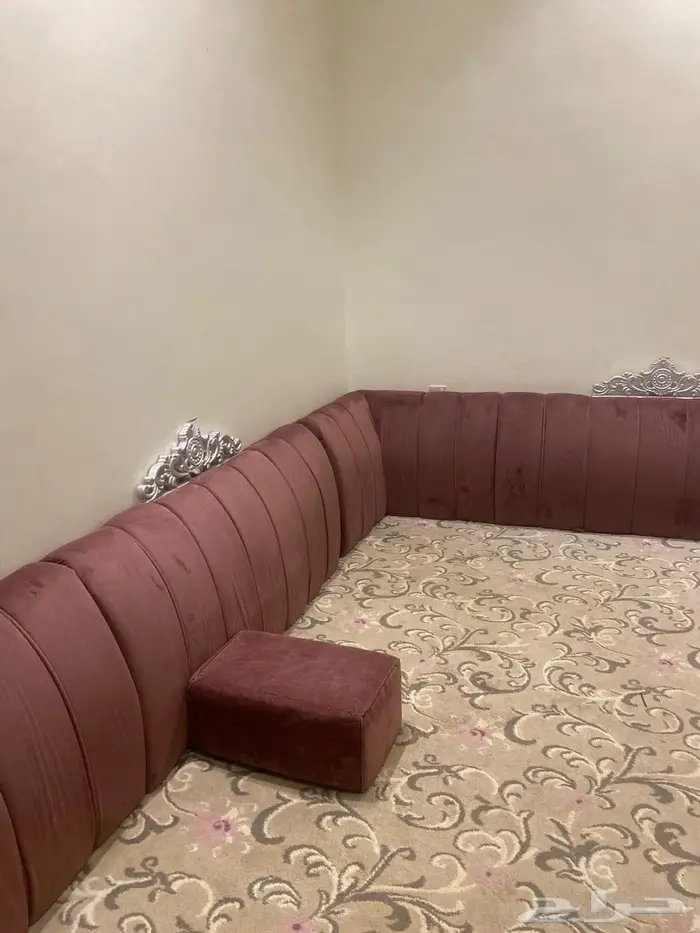 مساند لغرفة مقاس 4 5 4 مع 4 مراكي وستاره وفرشه 2