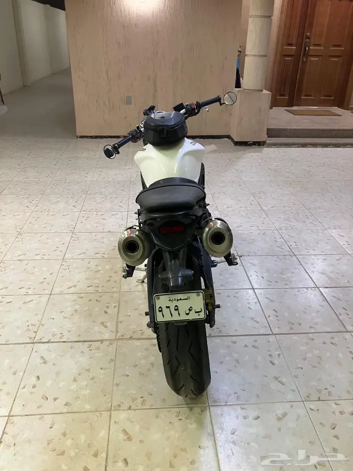 ترايمفTriumph speed triple 675 2011 2