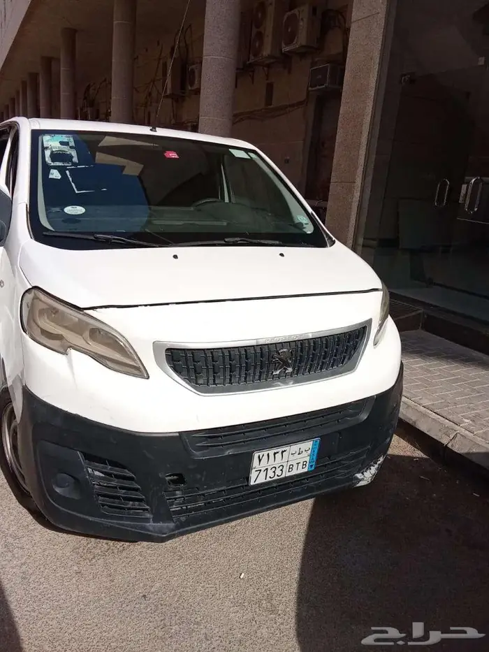 بيجو فان 2018 0