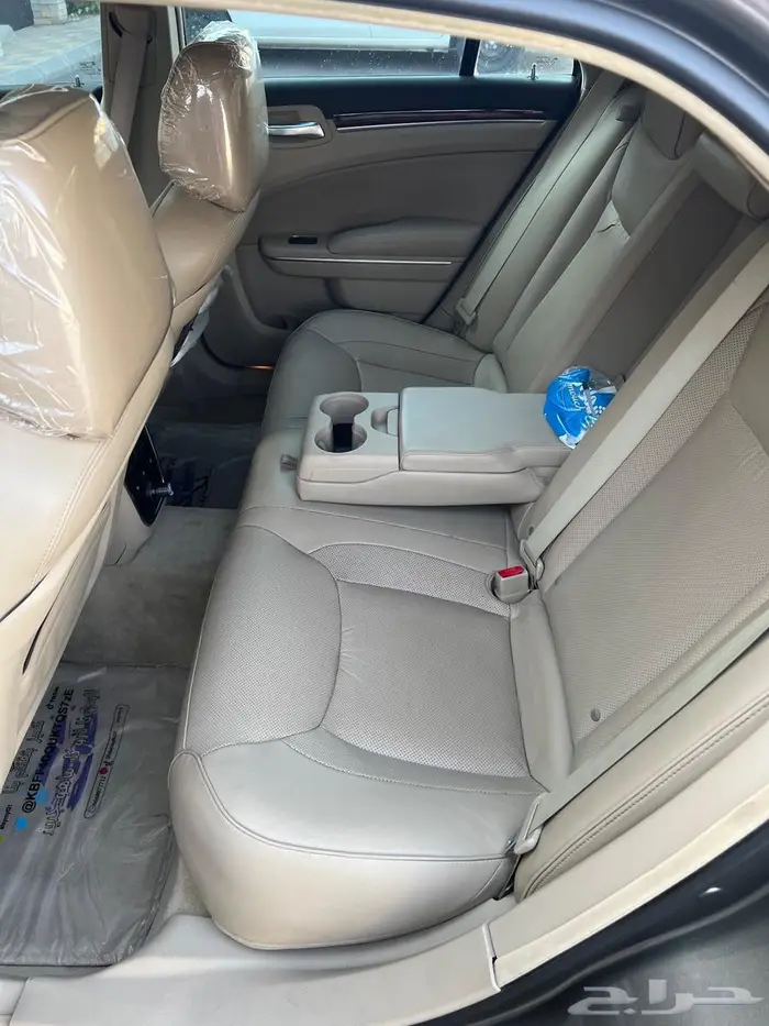 كرايسلر V8 10