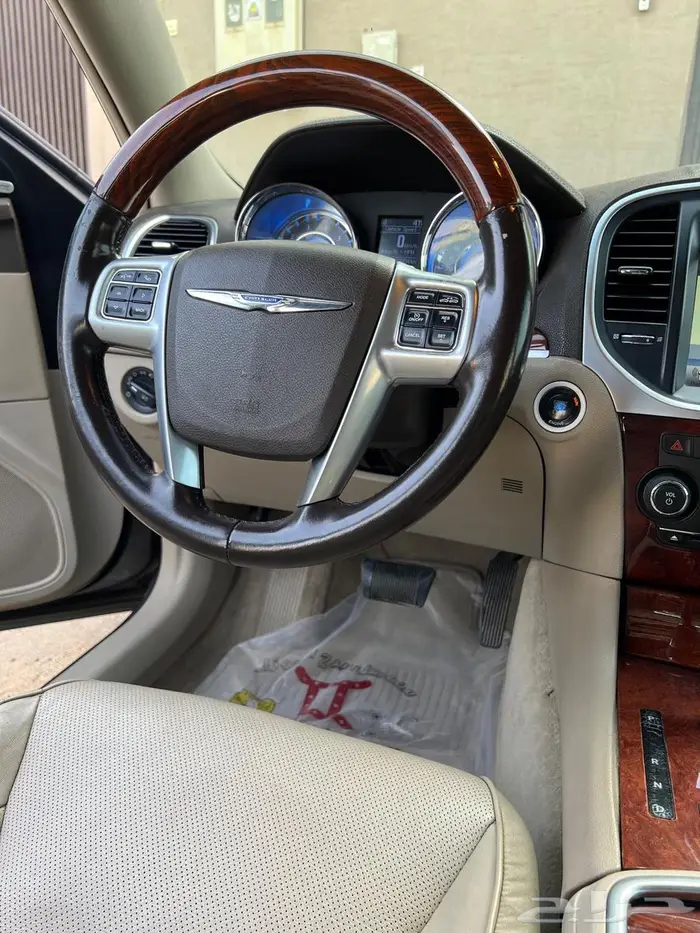 كرايسلر V8 8