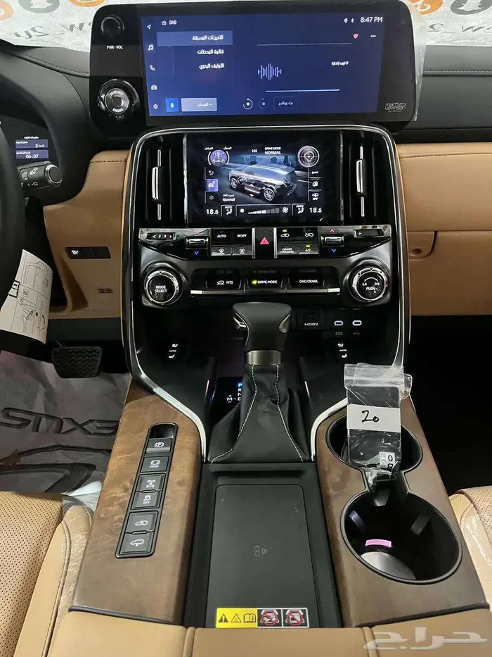 عرض خاص لكزس LX600 BB خليجي الساير موديل 2025 14
