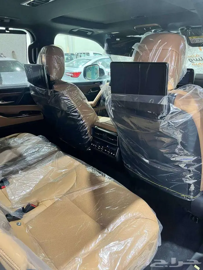 عرض خاص لكزس LX600 BB خليجي الساير موديل 2025 11