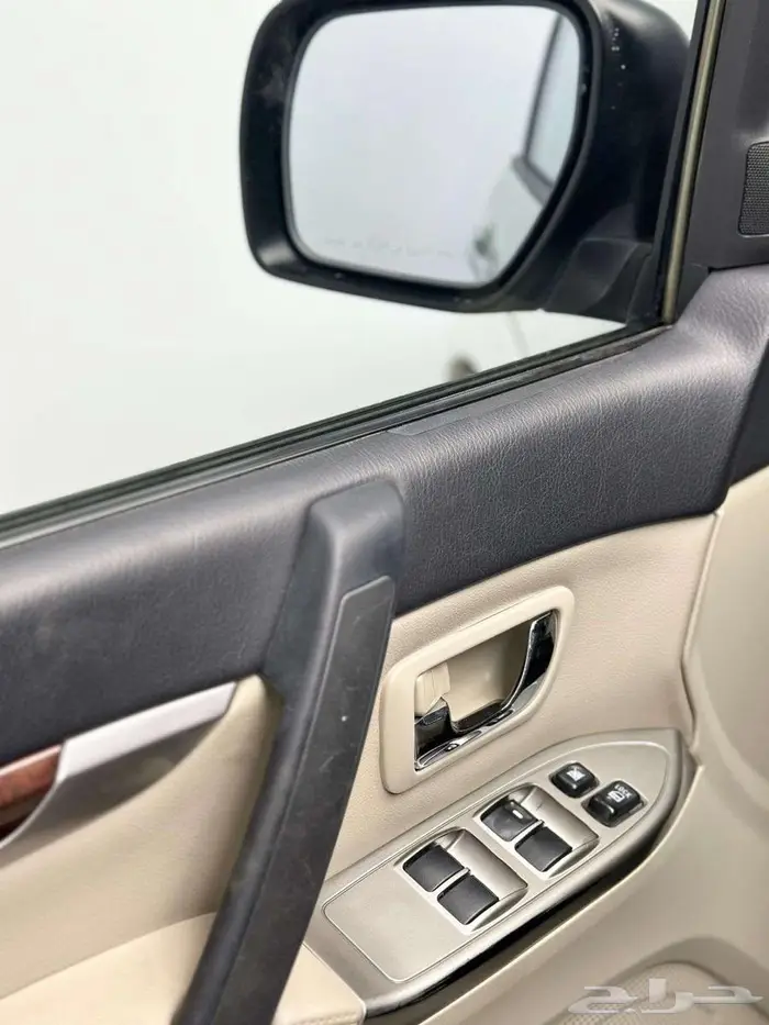 ميتسوبيشى باجيرو فل كامل 2019 11