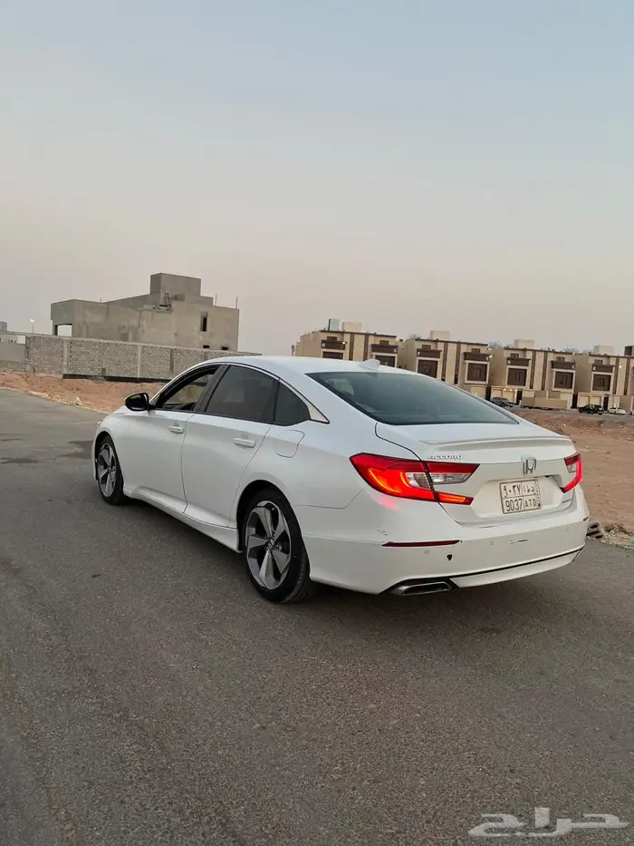 هوندا اكورد للبيع أو البدل 3