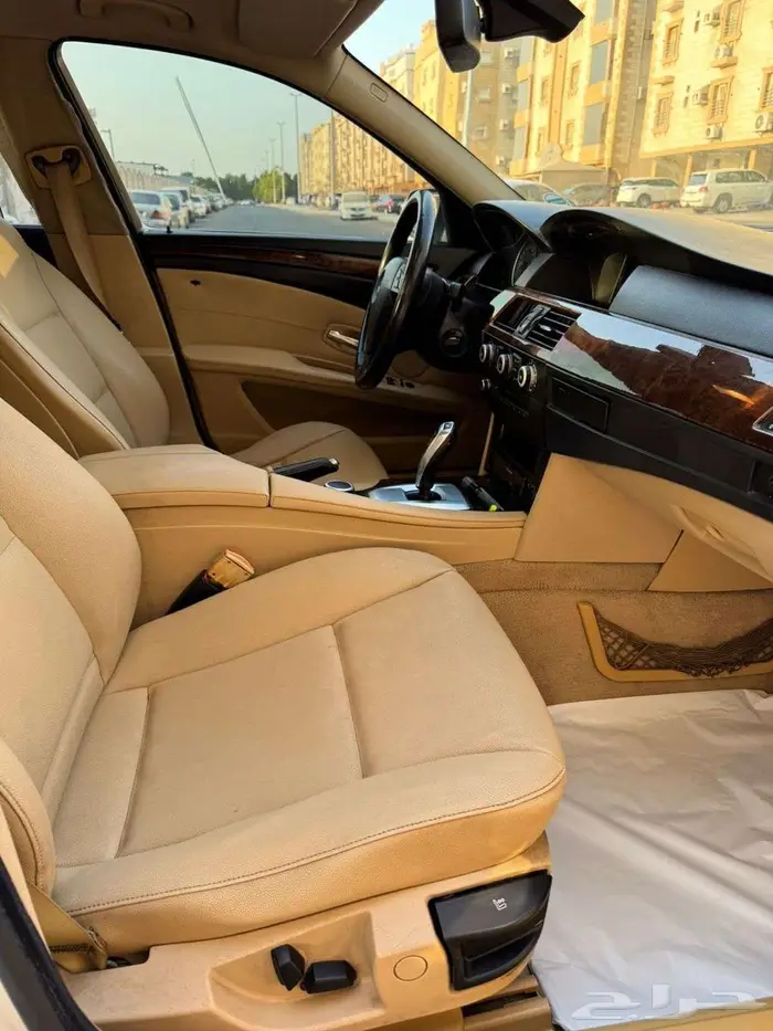 بي ام 523 i موديل 2008 فل كامل 6 سلندر تنفس طبيعي 5
