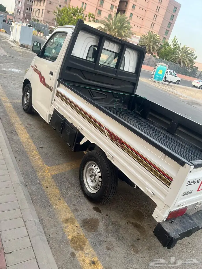 دباب ديهاتسو للايجار الشهري 3
