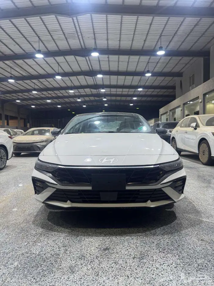 هيوانداى النترا سمارت 2000 cc ابيض موديل 2026 1