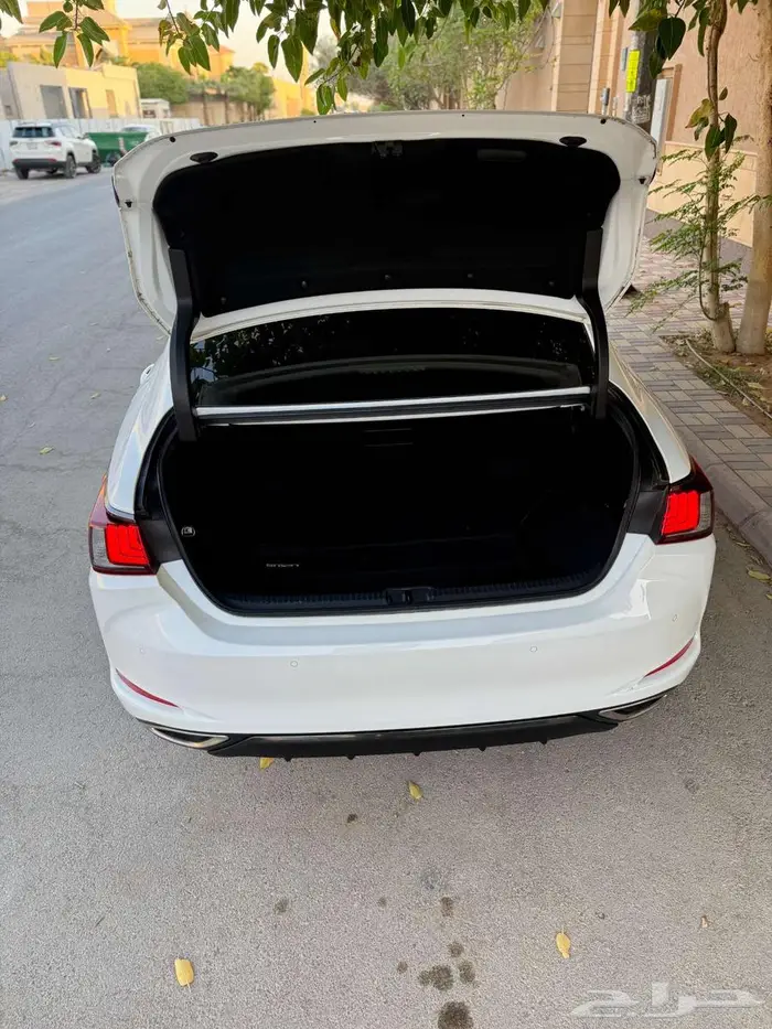 لكزس Lexus ES 350 F Sport   موديل 2023 20