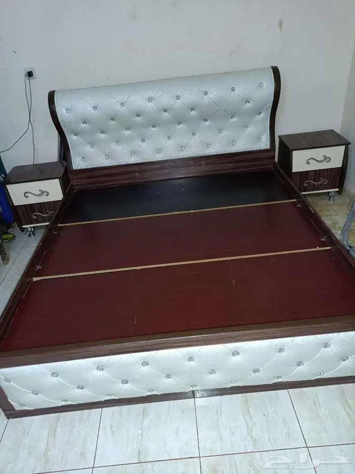 غرفه نوم 1600 ريال وخزانة اطفال 120 ريال سريرين 100 ريال 5