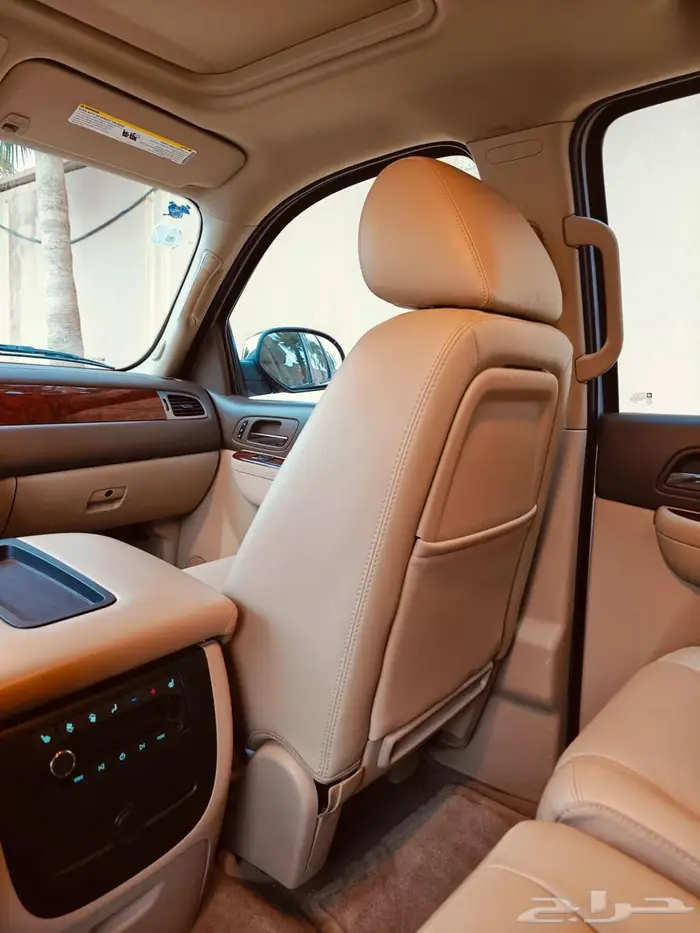 تاهو LTZ 2011 - دبل - فضي 2