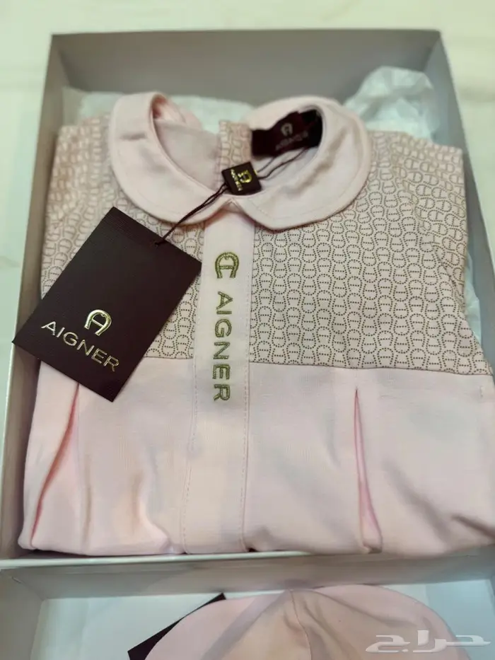 رومبر مواليد مع قبعة AGNER 1