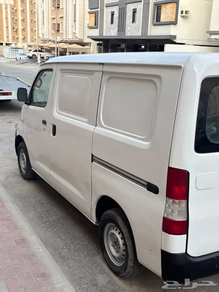 باص بضاعه للايجار الشهري او السنوي 0