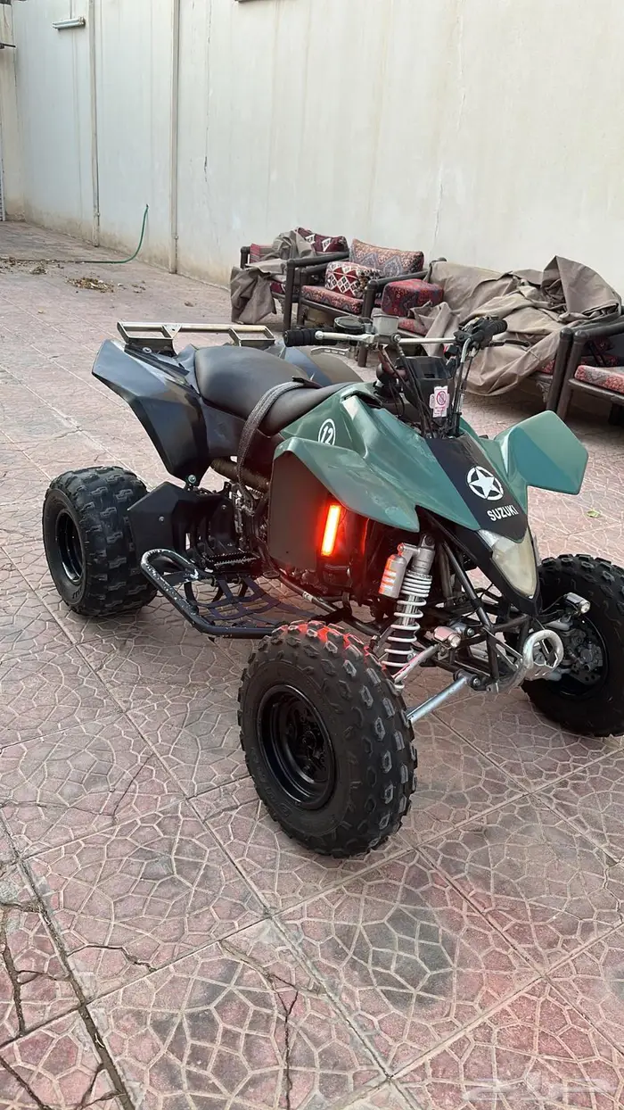 دباب Z400 2