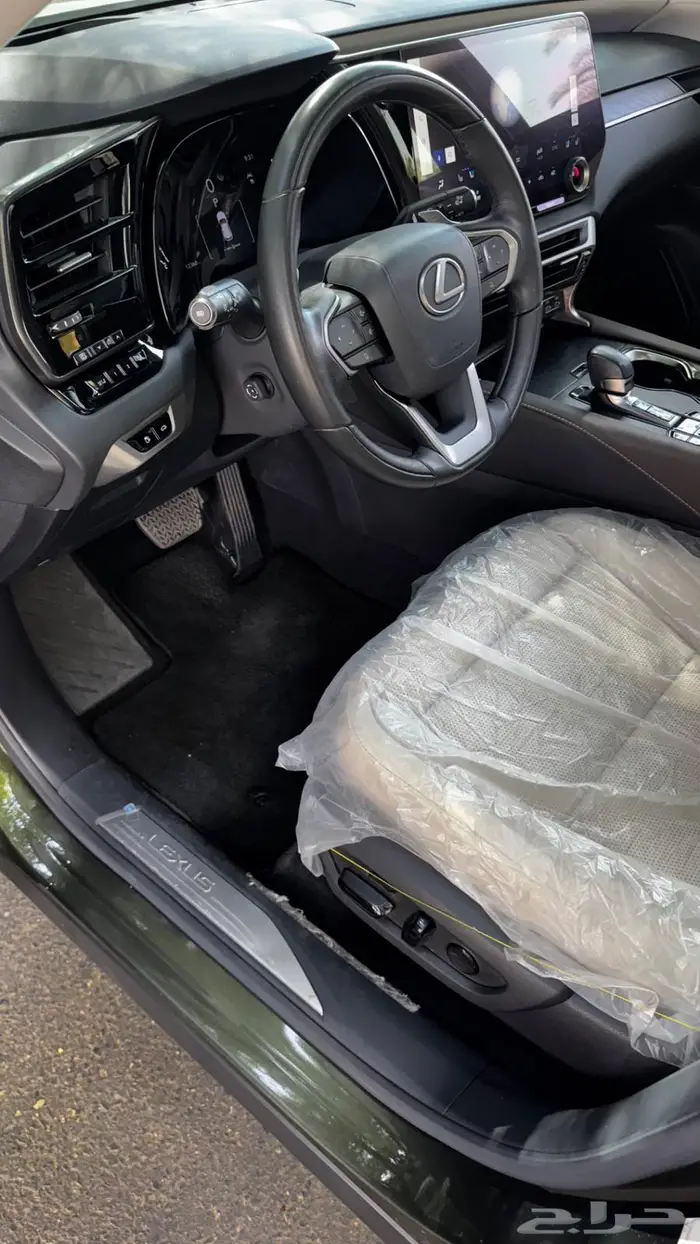 لكزس RX350 2023 زيتي 8