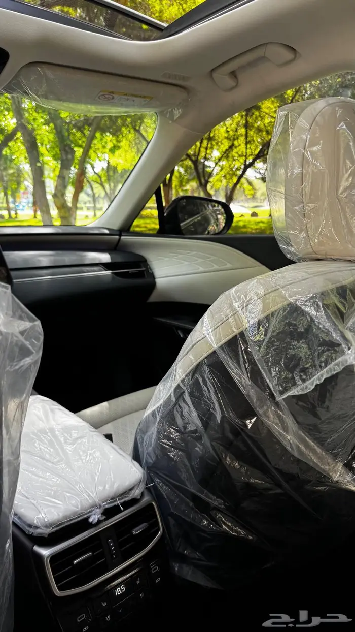 لكزس RX350 2023 زيتي 9