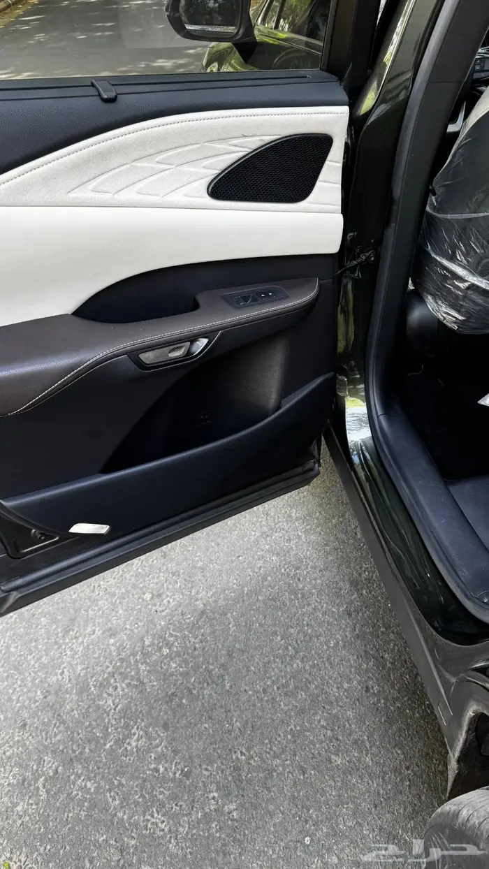 لكزس RX350 2023 زيتي 19