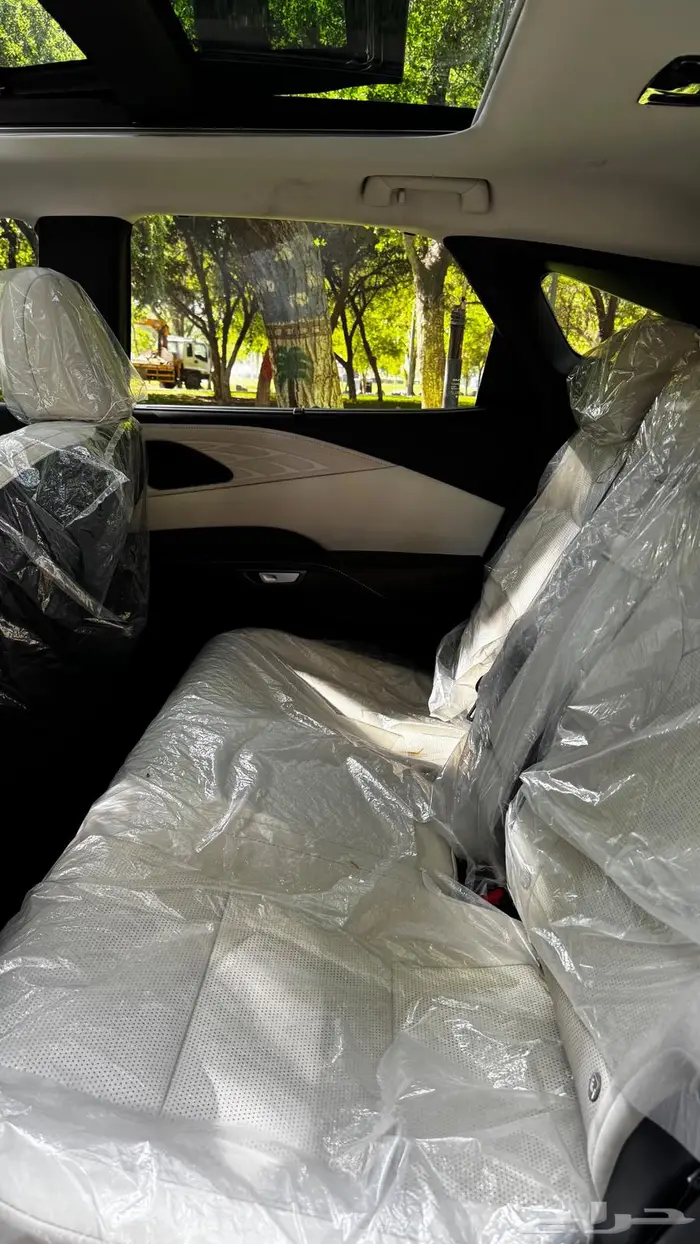 لكزس RX350 2023 زيتي 15