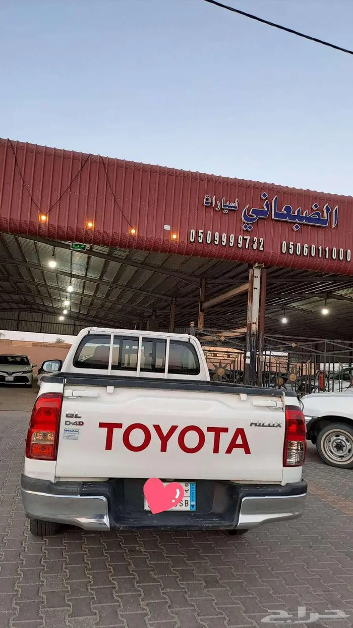 هايلوكس 2023 13
