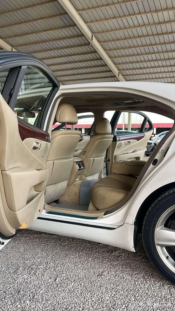 ليكزس LS 460 L قير اوتماتيك 2009 6