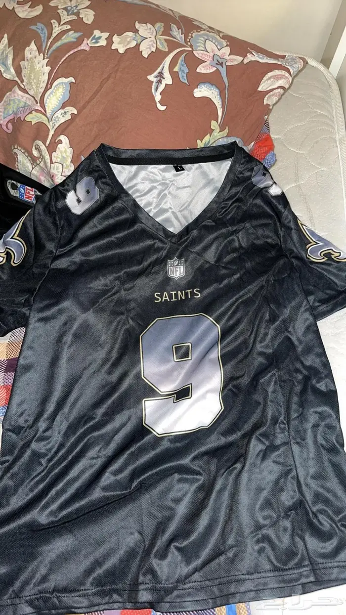 للبيع 3 تيشرتات NFL 1