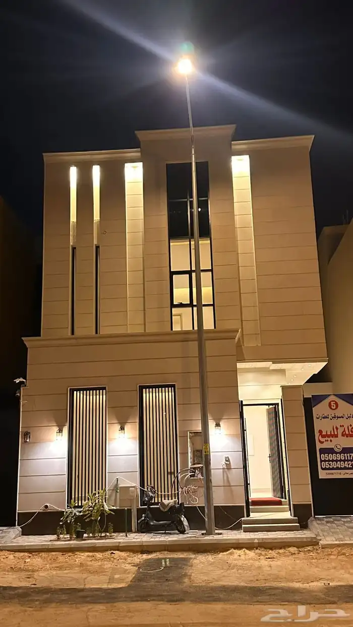 فيلا حديثة 200م بواجهه جنوبية حجر الرياض   مميزة بداية لبن 2